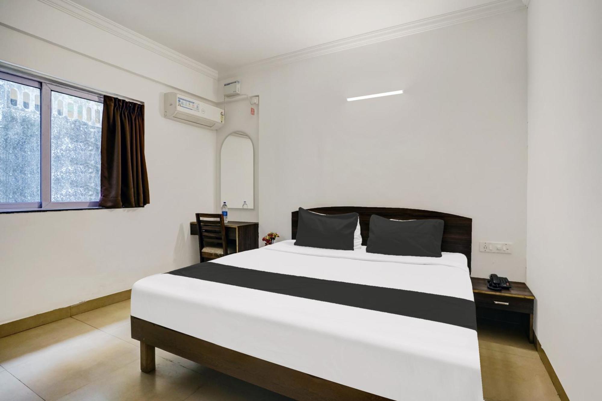 Super Hotel O Porvorim Sangolda Esterno foto